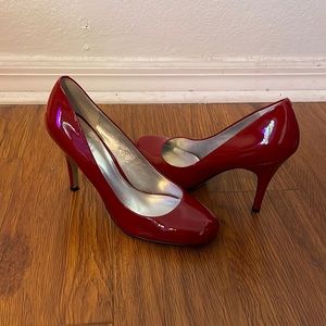 Jessica Simpson heels